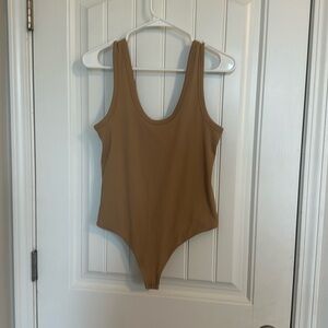 Nuuds Cinnamon Scoop bodysuit size medium